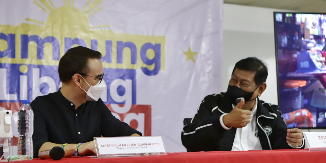 Caloocan City 2nd District Rep. Edgar “Egay” Erice (right) joins former House Speaker Alan Peter Cayetano during the local edition of the Sampung Libong Pag-asa program on July 23, 2021 in Caloocan City.