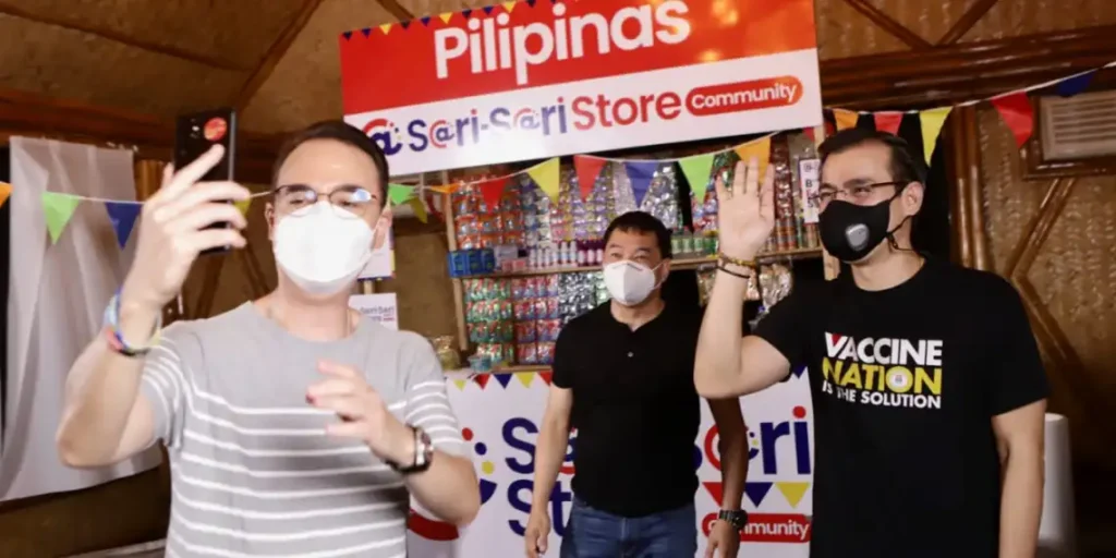 Cayetano, Moreno give 10K ayuda to 100 beneficiaries as ECQ approaches