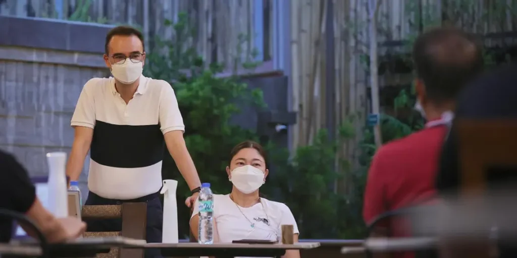 Cayetano to gov’t officials: Think of yourselves as ‘solutions looking for problems’