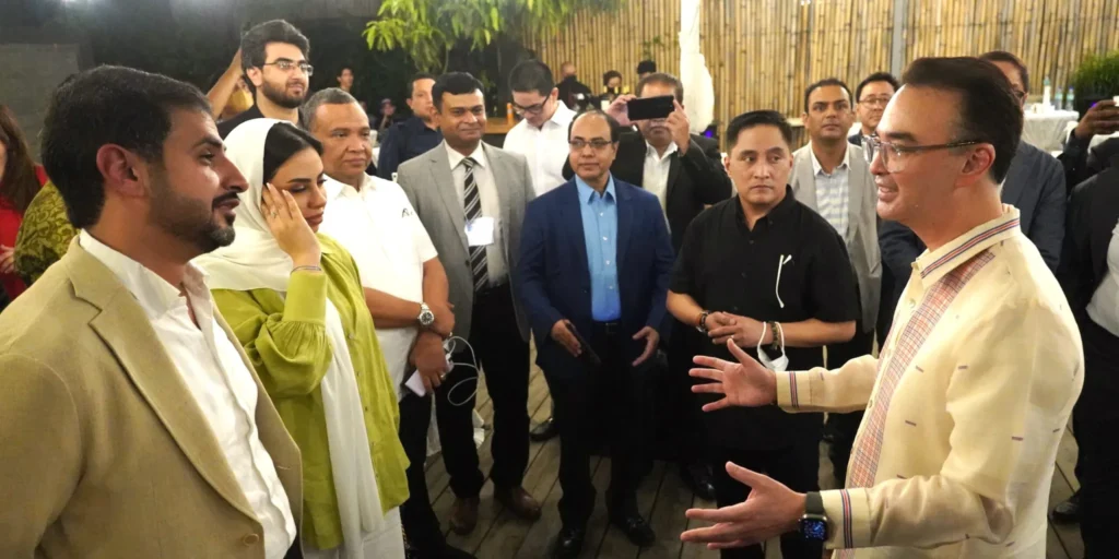 Cayetano to senior labor officials: Serving God means serving others