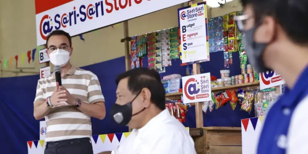 400 more sari-sari store owners in Caloocan get aid | Alan Peter Cayetano