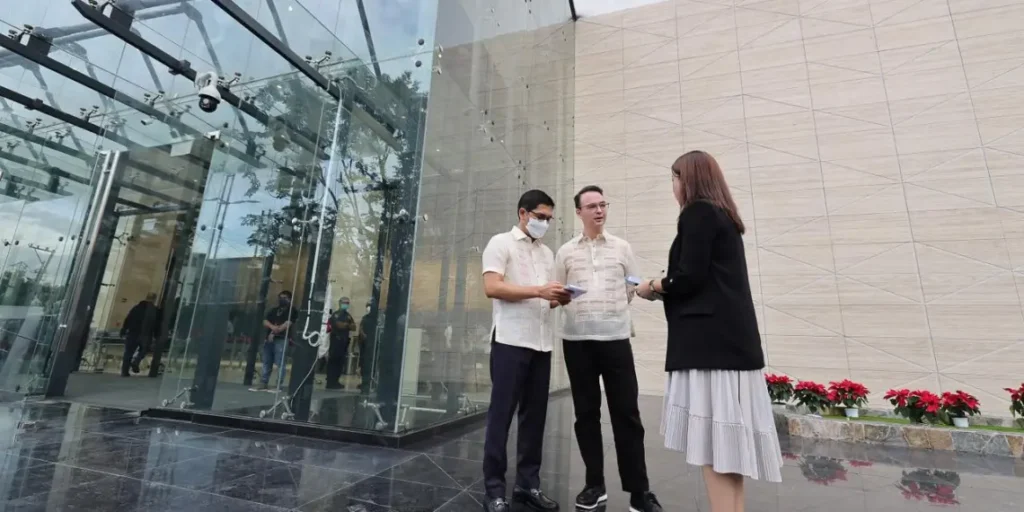 ‘Humility is key to Taguig’s continued success’ | Alan Peter Cayetano