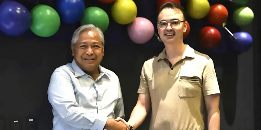 Cayetano, Bautista agree to speed up fuel subsidy distribution to tricycle drivers