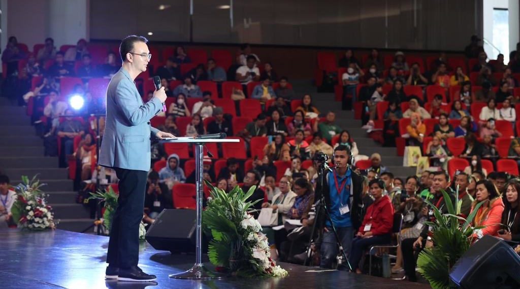 Cayetano bats for transformational leadership, purpose-driven governance