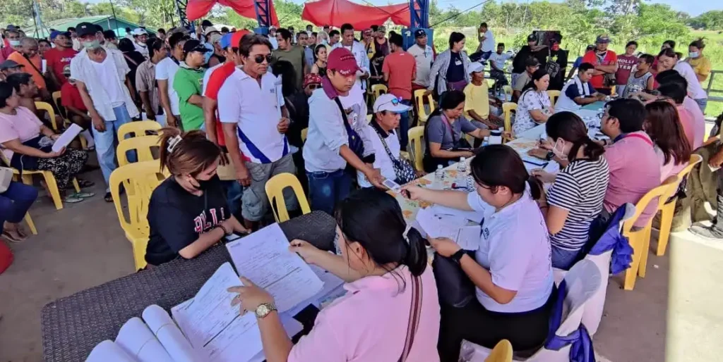 Gawad Kalinga communities in Nueva Ecija receive livelihood and medical assistance | Alan Peter Cayetano