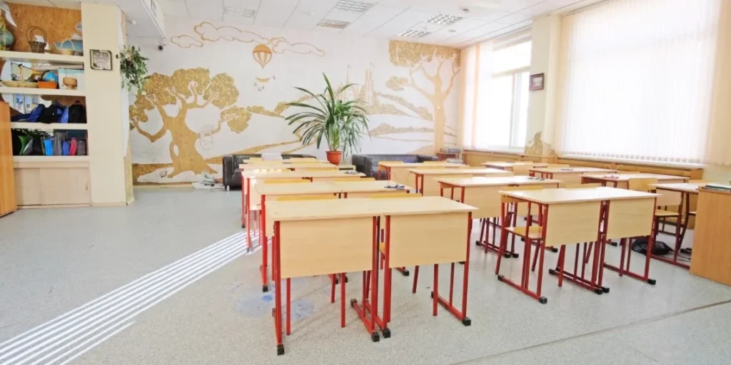 Cayetano appeals for assistance to private schools, staff amid pandemic enrollment dip